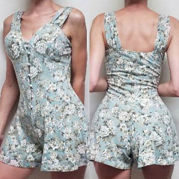 VINTAGE Pacific Blue Sage Dahlia Floral Romper - Picture 1 of 12